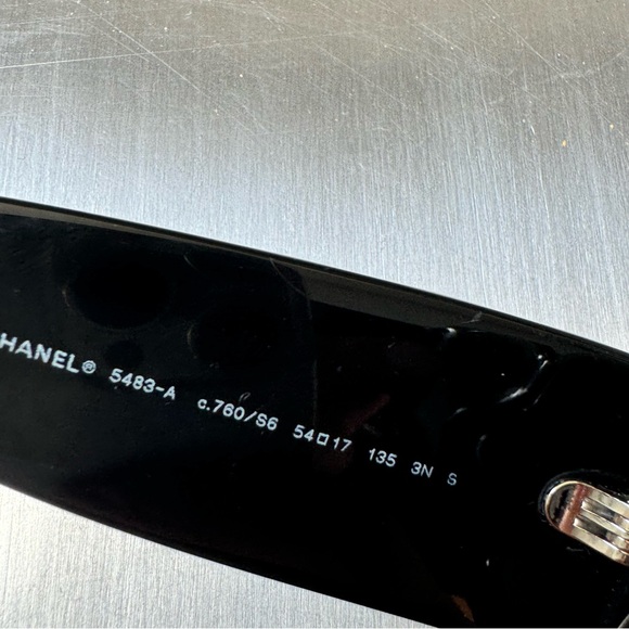 Chanel CH5483 CC Rectangle Sunglasses in Black - Picture 5 of 9